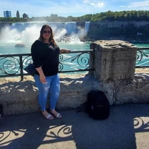 Meet your Posher, Vania